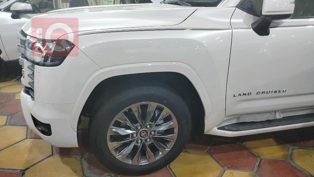 تويوتا لاندكروزر